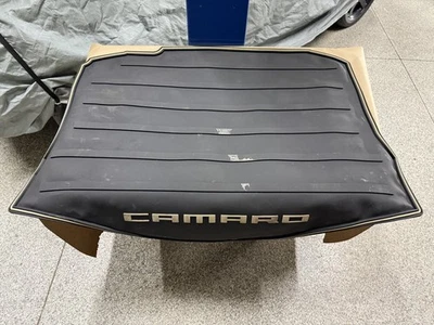 Alfombrilla de goma para maletero Chevrolet Camaro SS 2010-2015 - OEM Foto 1 de 4