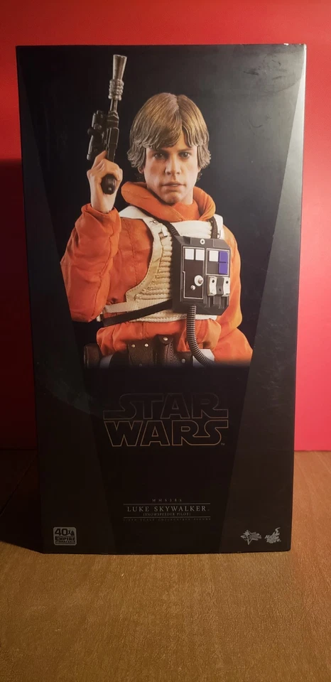 Hot Toys Star Wars Luke Skywalker Snowspeeder Pilot 1/6 Scale NIB MMS585 Figure  - Image 1 of 4