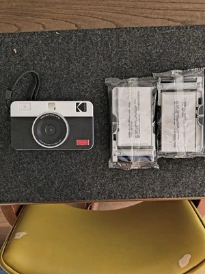 Cámara instantánea e impresora con película KODAK Mini Shot 2 retro 4PASS 2 en 1 Foto 1 de 4