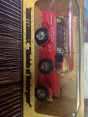 Matchbox Y6 Rolls Royce Fire Engine. gold wheels. Models of Yesteryear MoY Box - Image 1 of 4