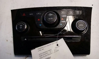 Chrysler 300 2014 placa frontal de control de temperatura y calefacción  Foto 1 de 4