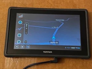 TOMTOM PRO 8270 7" GPS RECEIVER W/ LIVE TRAFFIC REGULAR CAR MAP -NO TRUCK ROUTES - Picture 1 of 14