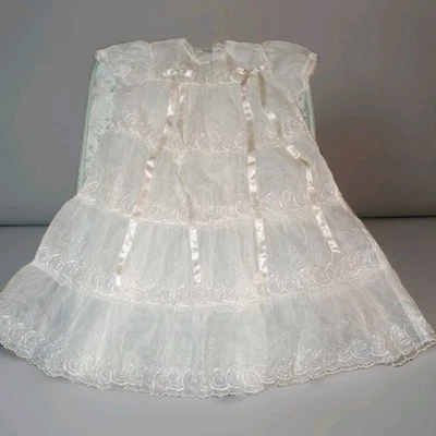 Vestido de bautizo vintage de bebé de organza transparente bordado blanco Foto 1 de 4