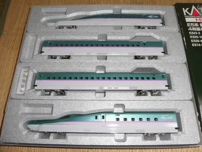KATO 3-516 E5 Shinkansen Hayabusa 4-Car Basic Set 52420 - Image 1 of 4