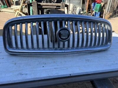 1951 Nash Healey Grille Foto 1 de 4