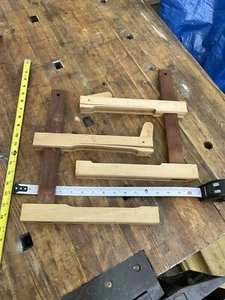 Ein Paar Deep Engagement Gitarrenbauer Hartholz KLAMMERN 9 Zoll x 12 Zoll H, Bubinga, Ahorn - Bild 1 von 8