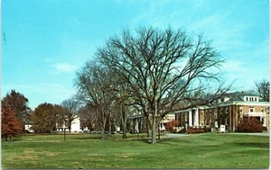 Warner, Robinson Hall, University of Delaware, Newark DE - 1960s Chrome Postcard - Bild 1 von 2