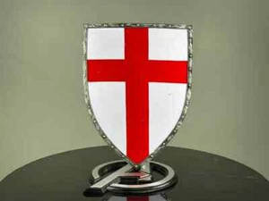 Roman Templar Shield Medieval Knight Red Cross Design Heater Shield SCA LARP - Picture 1 of 7