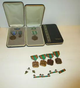 Set 3 medaglie in scatola vintage seconda guerra mondiale USA con custodie di presentazione - Foto 1 di 5