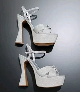 💫Gianni Bini Dempsey Glitter Rhinestone Bow Platform Sandals 10M 💫 - Picture 1 of 17