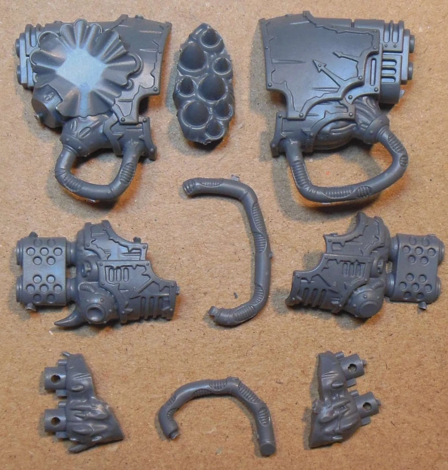 Chaos Space Marines - Helbrute - Missile Launcher Bolter Melta (b) Bitz Bits 40K - Image 1 of 1