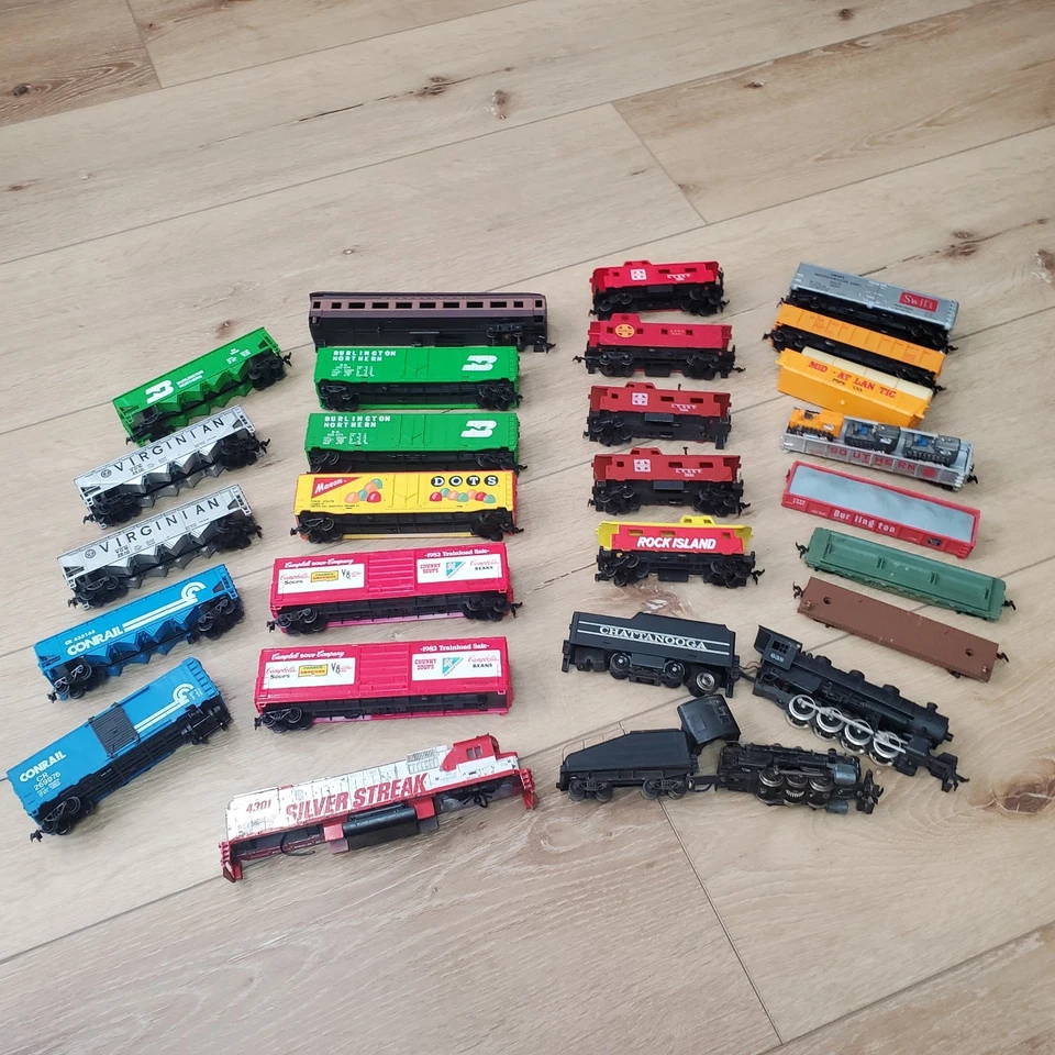 Винтажный Групповой Лот товаров в Ассортименте HO Запчасти для Поезда Вагоны Грузовые В ассортименте 30 шт. - Изображение 1 из 4