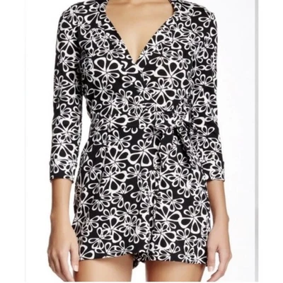 Diane Von Furstenberg sz 10 Celeste Halo Petal Black Floral Romper NWT $398 MSRP - Изображение 1 из 4