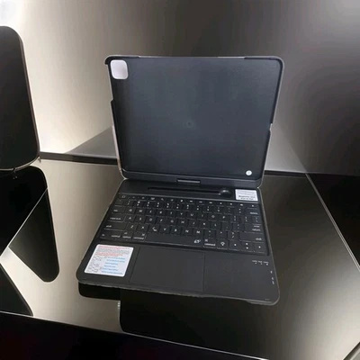 Lenrich Keyboard + Case For 12.9" Pro & 13" Air M2 - Image 1 of 4