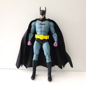 McFarlane Toys DC Multiverse Batman Action Figure Detective Comics #27 - Bild 1 von 7