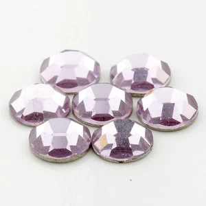 Vintage ss20 Swarovski Flatback Strass LT. AMETHYST 48 Teile Art.2000 30007008 - Bild 1 von 3