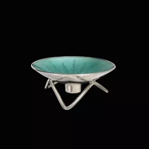 Eigil Jensen / A. Michelsen. Sterling Silver Candlestick with light green Enamel - Picture 1 of 5