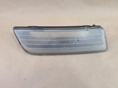 Lente de luz derecha parachoques delantero FTP flash para pasar Mazda FC RX-7 RX7 FABRICANTE DE EQUIPOS ORIGINALES Foto 1 de 4