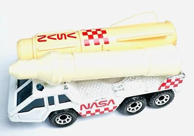 Matchbox 1985 Transporter Vehicle NASA Rocket Hauler 1:150 White Diecast Space - Image 1 of 4