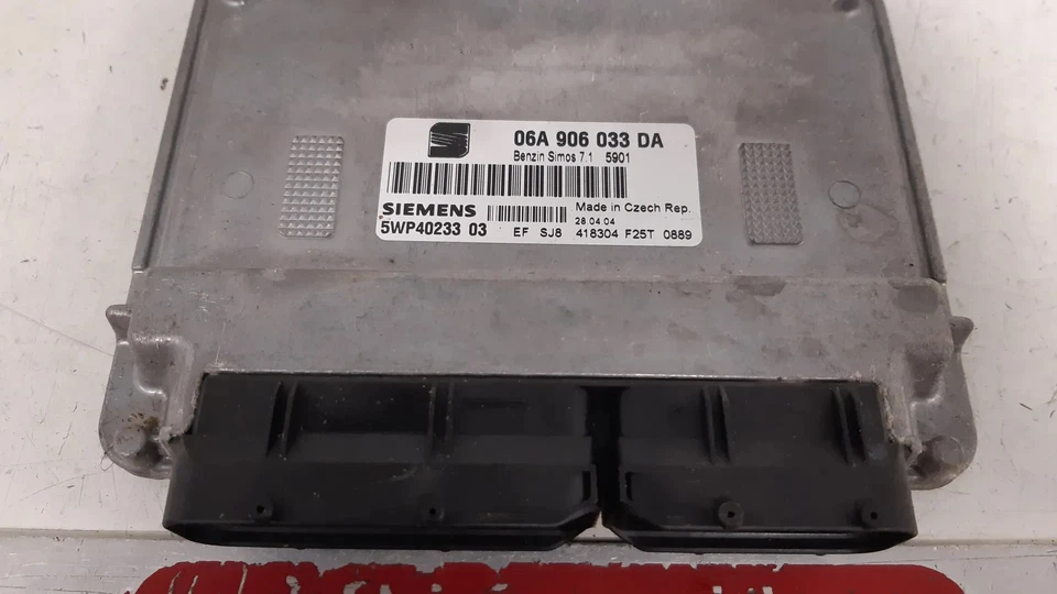 CENTRALINA INIEZIONE Seat Altea (5P1) MPV 1.6 (BGU) 2004 06A906033DA - Immagine 1 di 1