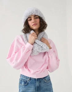 10815 Alpine Chunky snood & hat Knitting Pattern knit paper hard copy genuine - Picture 1 of 1
