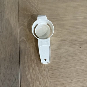 TUPPERWARE - Kitchen Tools / Utensils - Egg Separator - White - Picture 1 of 2