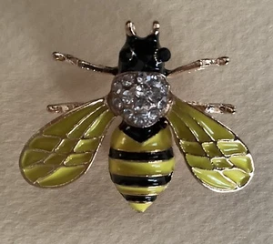 HONIGBIENE BROSCHE ANSTECKNADEL schwarz gelb Emaille / Kristalle / goldfarben (gelbe Flügel) - Bild 1 von 4