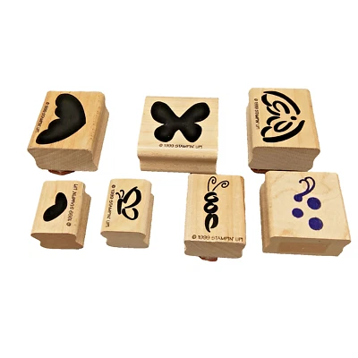 Lote de 7 estampillas de goma con alas de mariposa montadas en madera tamaños variables Foto 1 de 4