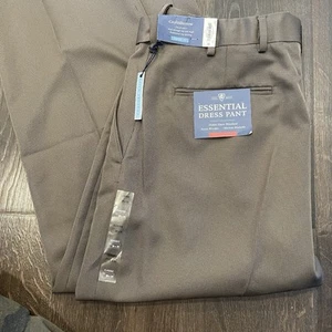 Croft & Barrow The Essential Dress Pants Mens 38x29 Classic Fit Brown Flat Front - Picture 1 of 7