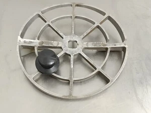 Solia K85 Kartoffelschälmaschine Trägerscheibe mit Schraube sehr guter Zustand - Bild 1 von 1