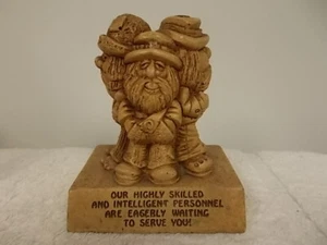 Estatuilla de colección de personal altamente calificado e inteligente de Paula 1972 - Imagen 1 de 6