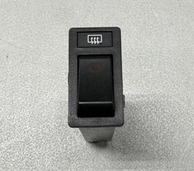 Volvo Defrost Switch Windshield Defroster Control Button 740 940 960 OEM 1362342 - Image 1 of 4