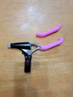 Mangas cómodas de palanca de freno de bicicleta de silicona suave rosa freno en V hidráulico Foto 1 de 3