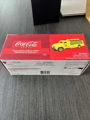 First Gear Coca Cola Collector Ed.1955 Yellow Diamond T Route Truck MIB #19-3100 - Image 1 of 4