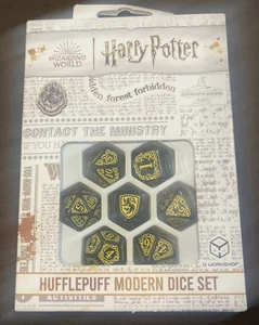 HARRY POTTER. HUFFLEPUFF MODERN WÜRFEL SET SCHWARZ ROLLENSPIELE Q-WORKSHOP NEU schwarz - Bild 1 von 3
