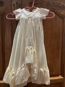 ELFENBEIN Satin Kostüm für französische/deutsche Biskuit, Vintage, antike Puppe - Bild 1 von 12