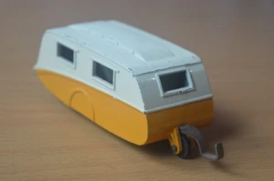 Dinky Toys 190 Streamline Caravan Cream & Yellow Original 1950s - Picture 1 of 7