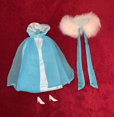 VINTAGE BARBIE 1965 DEBUTANTE BALL #1666 FUR STOLE/WRAP & DRESS- NICE VTG. COND - Image 1 of 4