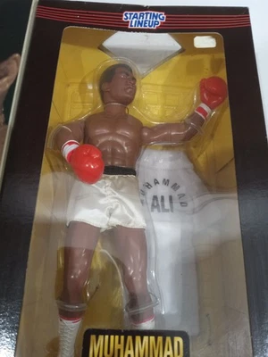 Figura de acción muhammad ali wwe mattel legends elite Foto 1 de 4