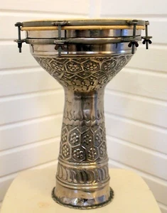 Vtg 1970s Middle East Darbuka Doumbek Goblet Drum Hand-worked Metal 13.5" - Picture 1 of 9