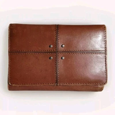 Cartera de cuero genuino marrón suave vintage Etienne Aigner marca estampada algo de desgaste Foto 1 de 4