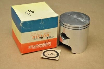 Nuevo de Lote Original Kawasaki 1971-1972 F8 Bison 1971 F81 M Standard STD Piston 13001-041 Foto 1 de 3