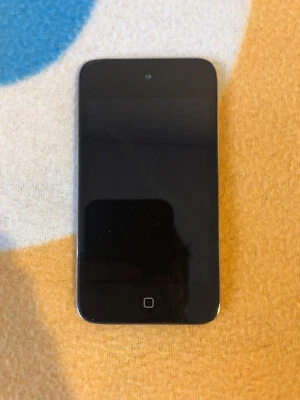 Apple iPod touch 4th Generation - 32GB - Good Condition - Fast Dispatch - Image 1 of 2