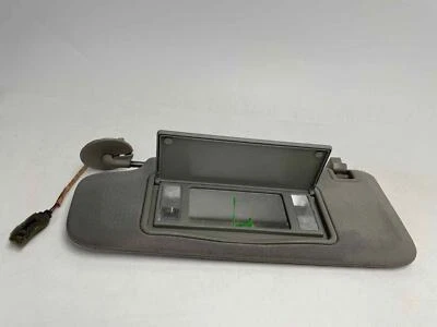 Подходит для седана CADILLAC CTS 2014–2019 годов левая сторона водительский солнцезащитный козырек с подсветкой серый - Изображение 1 из 4