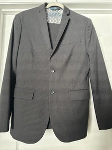 Perry Ellis dunkelgrau gestreifter Anzug 38R 30x30 Hose - SCHARF! - Bild 1 von 5