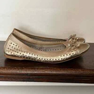 Gold Sperry Ballet Flats 7 - Picture 1 of 8