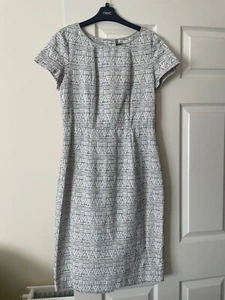 Next White & Geometric Pattern Slimming Midi Pencil Dress Short-sleeve Size 12R - Picture 1 of 4