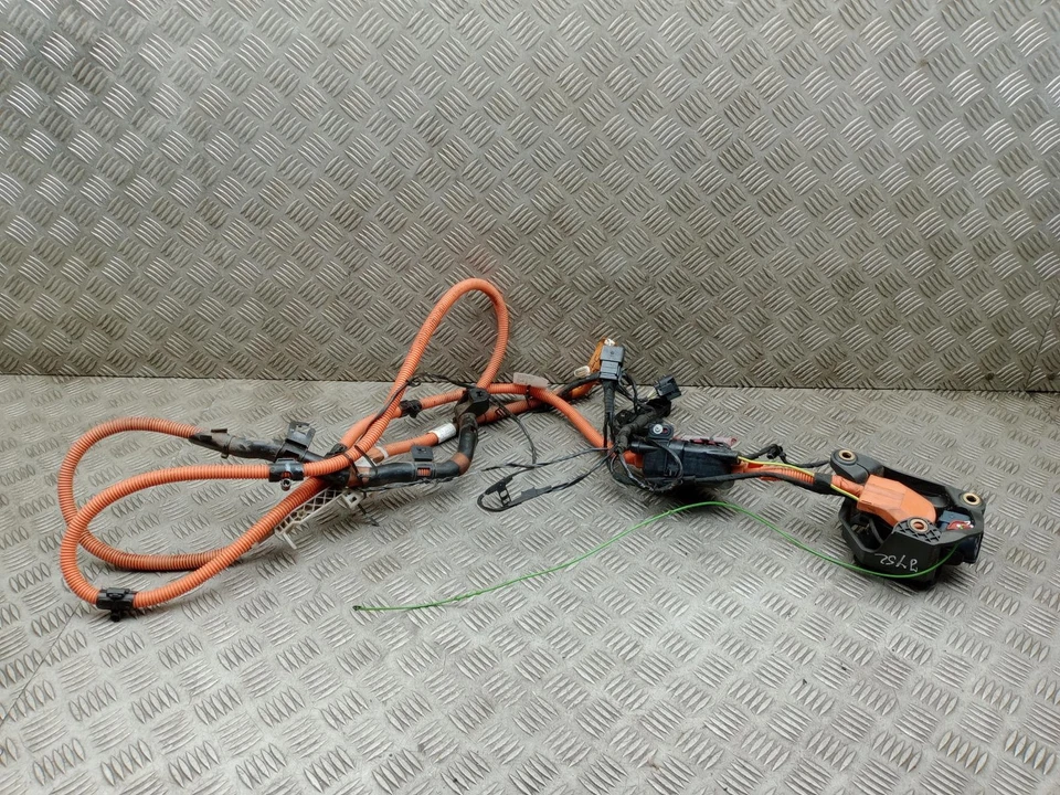 MINI COUNTRYMAN CHARGING PORT CABLE HIGH VOLTAGE PHEV 8482296 F60 2017-2024 - Image 1 of 4