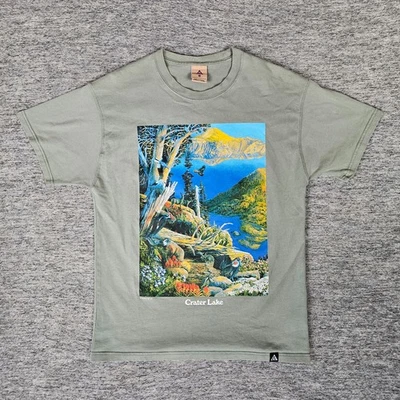 Nike ACG Camisa Beige/Verde Crater Lake Oregon Doble Cara Estampado Camiseta Mediana Foto 1 de 4