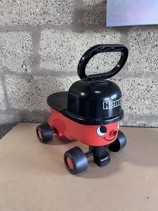 Casdon Henry Hoover Sit and N Ride seltenes Spielzeug - Bild 1 von 6